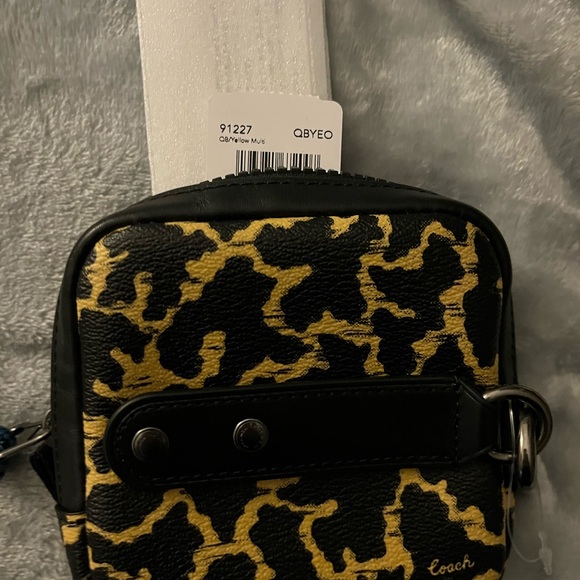 NWT! Coach Disney Dumbo 3 set - Picture 10 of 13